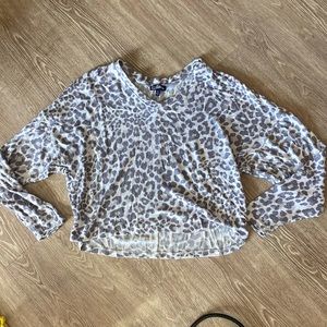 Cheetah Print Cropped Sweater - M